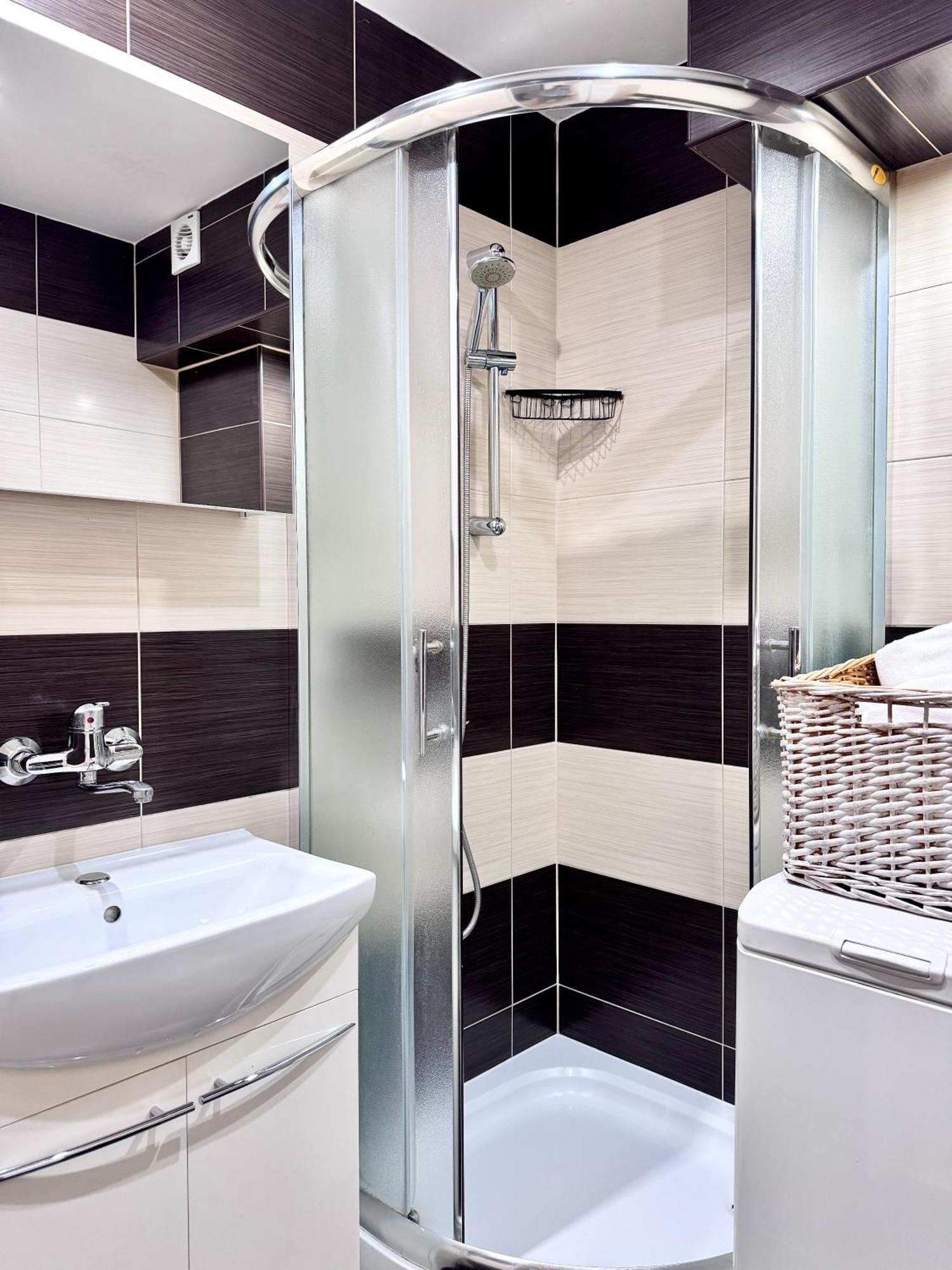 Apartament W Centrum Leby Zofia Leba Bagian luar foto